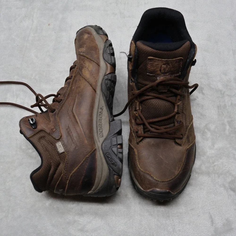 Merrell Boots Mens 10 Brown Leather M Select DRY Vibram Hiking Moab Adventure